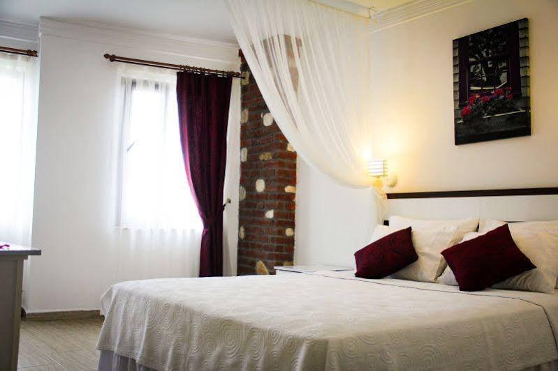 Lavinya Otel بوزجادا المظهر الخارجي الصورة